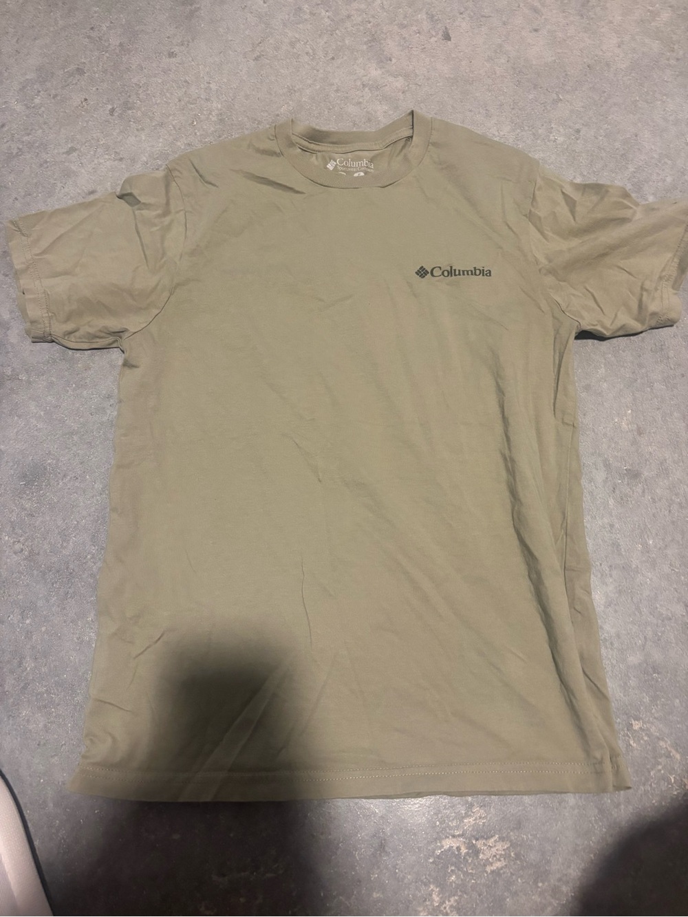 Columbia Men’s Short Sleeve Tee in Olive